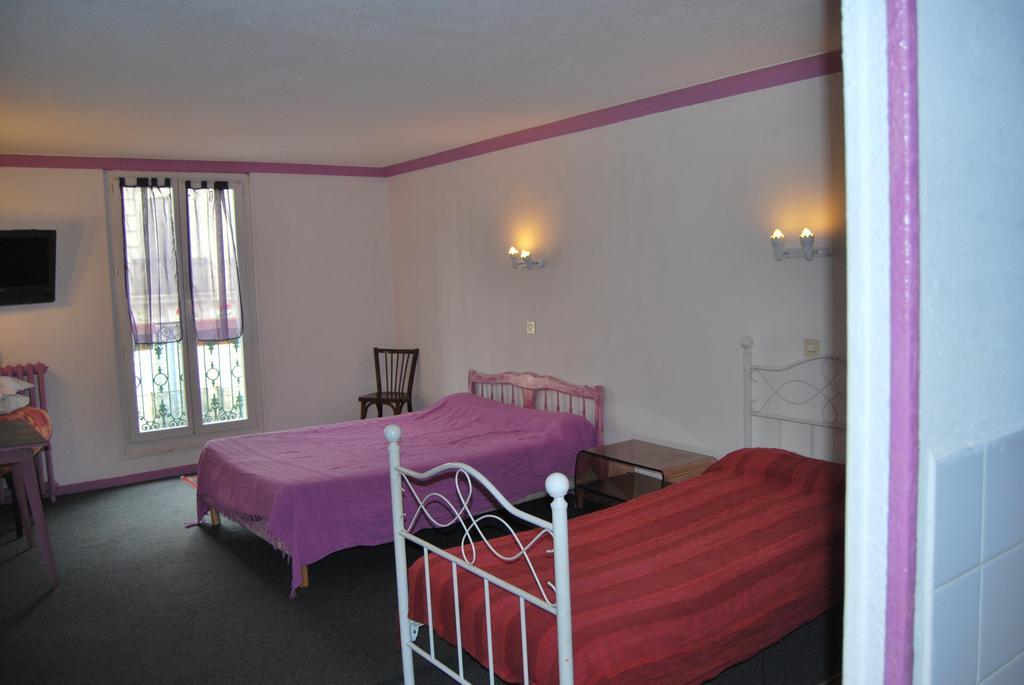 Le Revelois Restaurant Hotell Béziers Rom bilde